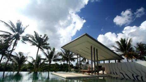 Върхът на островната архитектура