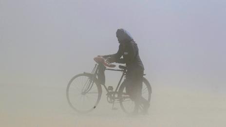 Колело на мръсен въздух? Пак е здравословно!