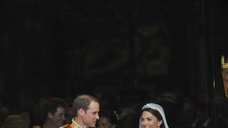 Прокълнатите годежни пръстени за милиони