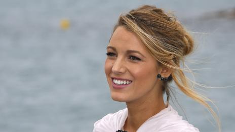 Блейк Лайвли чака второ дете, иска още