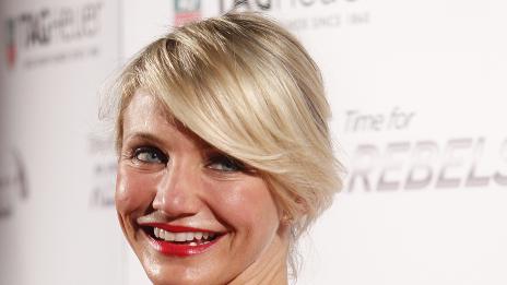 Гаджета ли са Камерън Диас и Джъд Лоу?