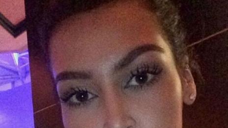 Като две капки вода: Кардашян с двойник в Дубай