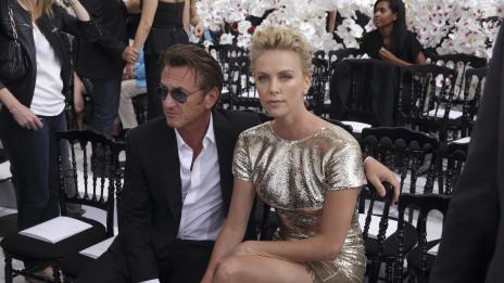 Чарлийз Терон и Шон Пен са сгодени?