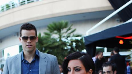 People плаща милион долара за сватбата на Кардашян