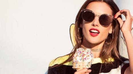 Алесандра Амброзио: Посланик на блясъка