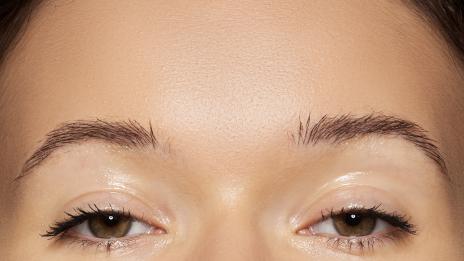 Коректорът – любимецът за красота