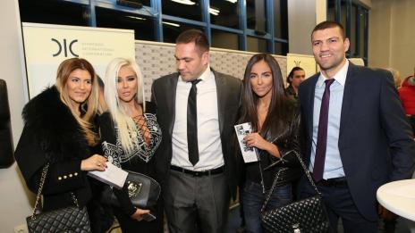 Кубрат Пулев крие разгърдената Андреа