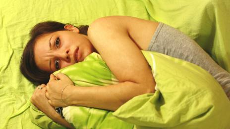 Спим месец по-малко заради тревоги за пари и работа