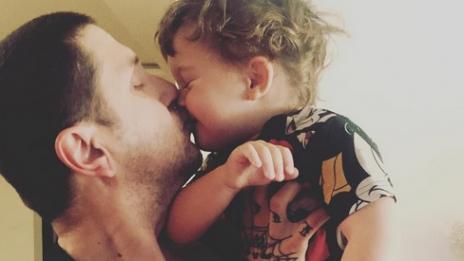 Асен Блатечки и Борил в нежна прегръдка