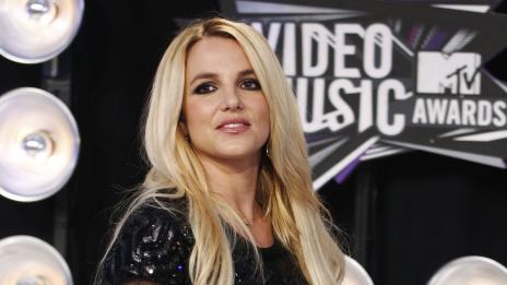 Бритни и Адам Ламбърт най-секси според читателите на сп. „Билборд“