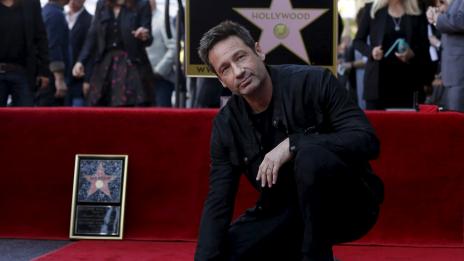 Дейвид Духовни вече е част от Алеята на славата