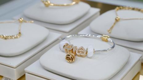 Заблестете ярко с Pandora Shine