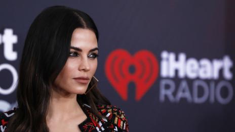 Джена Дюан най-сетне показа гаджето си. Стив се появи в профила й