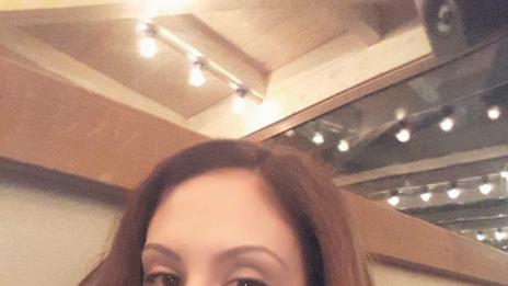 Мариана Попова чака момиче