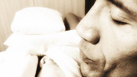 Скалата показа бебето си