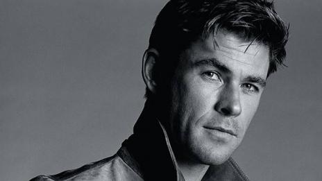 Крис Хемсуърт признава: Бащинството се отрази зле на кариерата ми