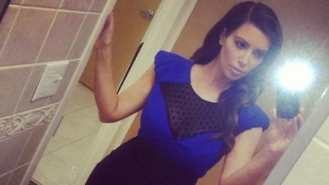 Жените губят по 5 часа седмично за селфита!