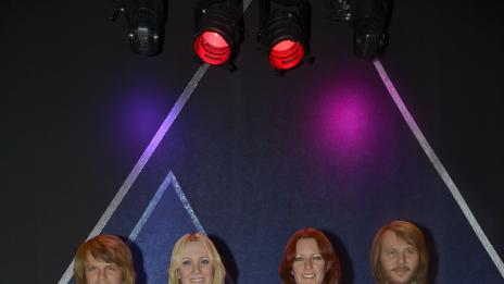 ABBA се събират в „машина на времето“