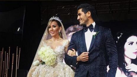 Диетоложката Енджи Касабие се врече на Мистър Ливан