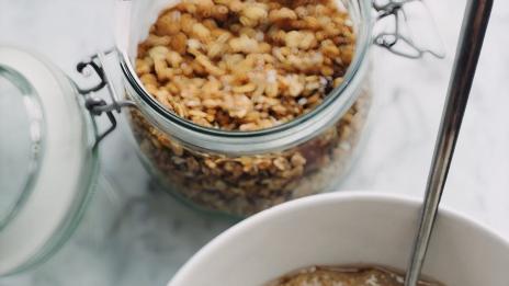 Храните, с които топите мазнините в корема