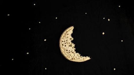 Шеговити миниатюри пресъздават известни символи