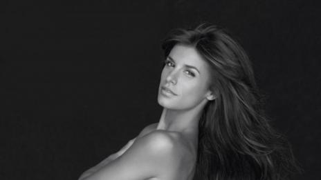 Елизабета: по-добре гола, отколкото в кожа!