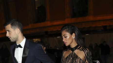 Бляскавата Шерцингер се появи за ръка с красавеца Григор