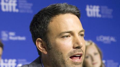 Бен Афлек отказва цигарите с хипноза