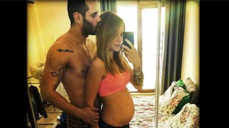 ММА боецът Деян Топалски чака момче