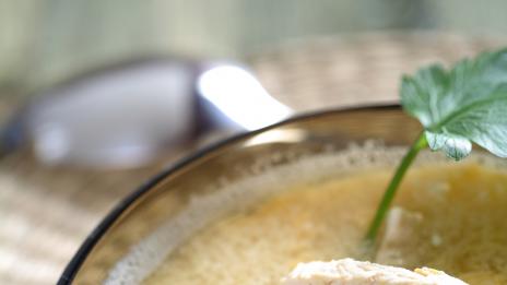 Необичайна пилешка супа
