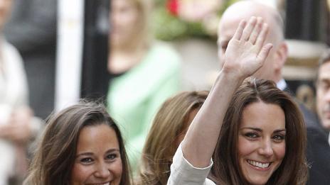 Продават апартамента на Кейт и Пипа Мидълтън в Лондон