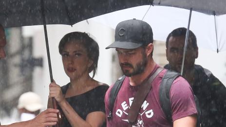 Гага: Тейлър не се интересува от славата ми, аз съм неговото бебче!