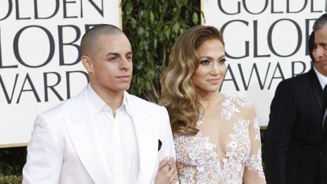 Дженифър Лопес е започнала да се отегчава от Каспър Смарт