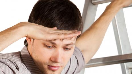 Надолу по стълбата на кариерата