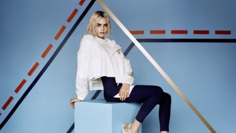 Кара Делевин и спортната естетика