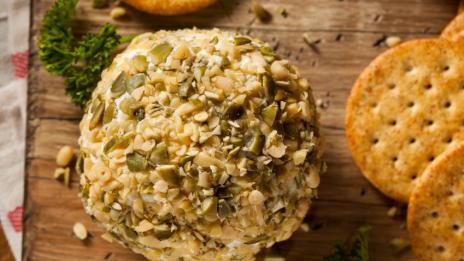 Вегетариански топчета от сирене и ядки