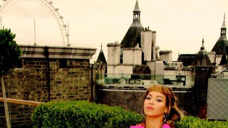 Бионсе подготвя втори таен албум?