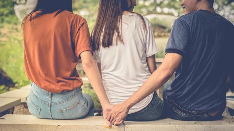 Излизате с бившето гадже на своя приятелка?