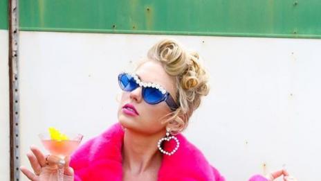 Тейлър Суифт е най-високоплатената знаменитост