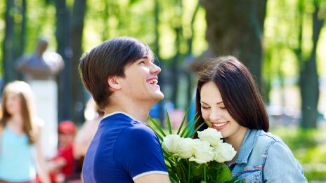 Тактики за привличане на женското внимание