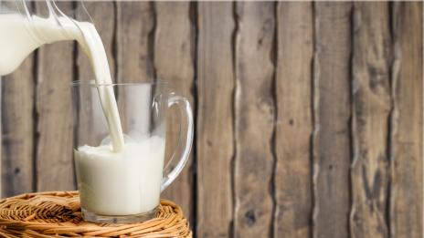 Консумацията на мляко предпазва сърцето