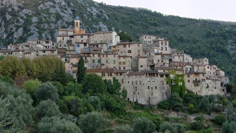 Идиличните села на Френската Ривиера