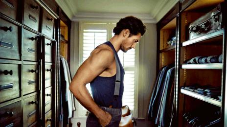 В ергенското жилище на топмодела Дейвид Ганди