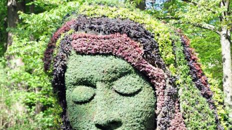 „Живи“ скулптури в ботаническата градина в Атланта