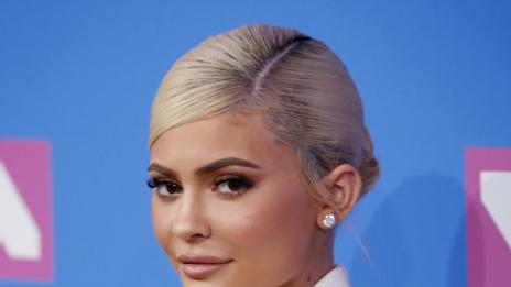 Комплекси: Колко тежи Кайли Дженър?