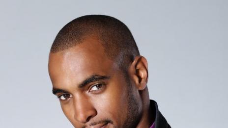 Мъжете с розови ризи печелят повече