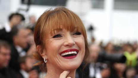 Доктор Куин лечителката се разведе официално