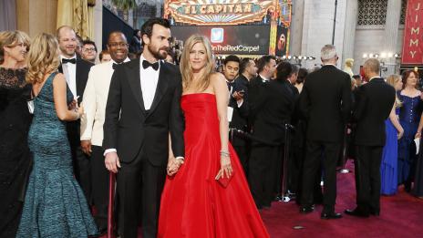 Дженифър и Джъстин се местят в Ню Йорк