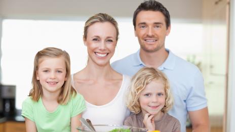 Как да отслабнете, когато всяка вечер готвите за близките си?