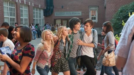 Какво да направите, ако не харесвате приятелите му